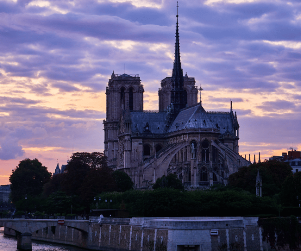 Paris: New Years Eve Dinner Cruise on the Seine River – Paris, France